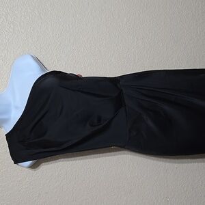 Maxi Chic One-Shoulder Black Dress